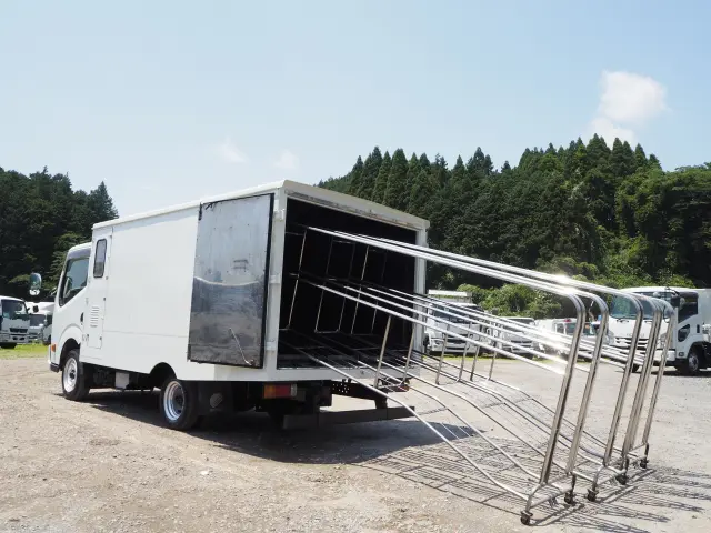 日産 アトラス TKG-SZ2F24(2WD)の写真3