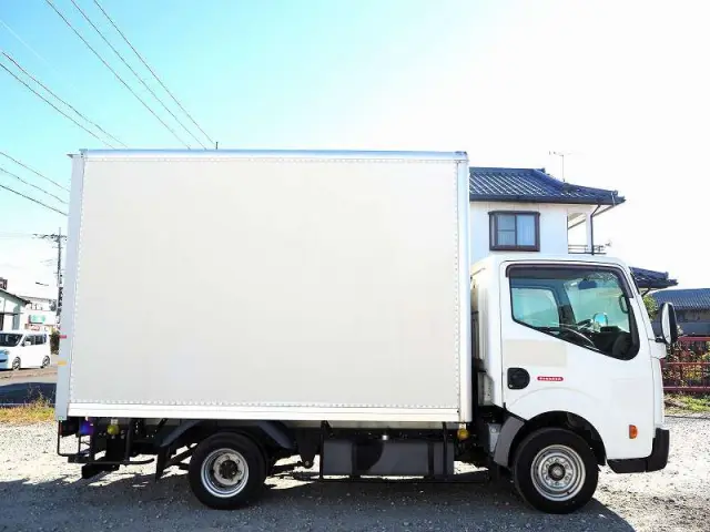 日産 アトラス TKG-SZ2F24(2WD)の写真6