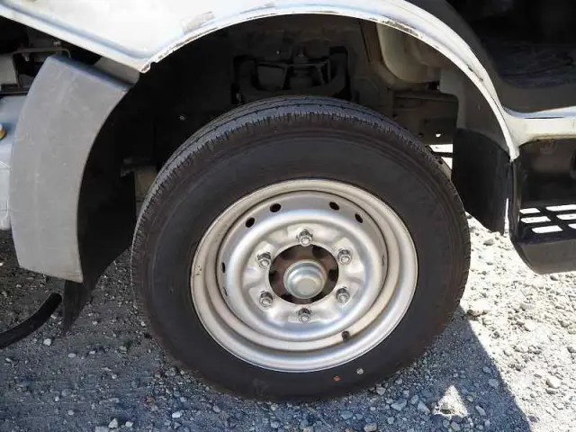 日産 アトラス TKG-SZ2F24(2WD)の写真9