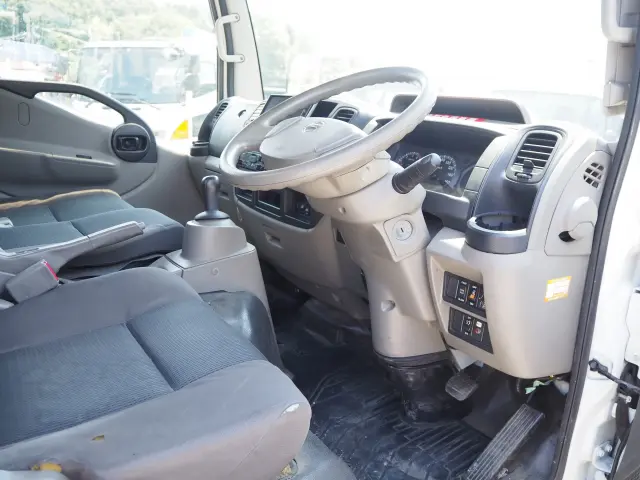 日産 アトラス TKG-SZ2F24(2WD)の写真35