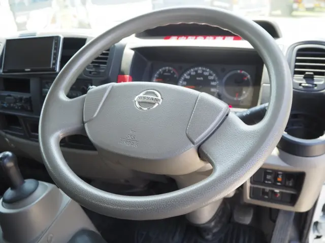 日産 アトラス TKG-SZ2F24(2WD)の写真38