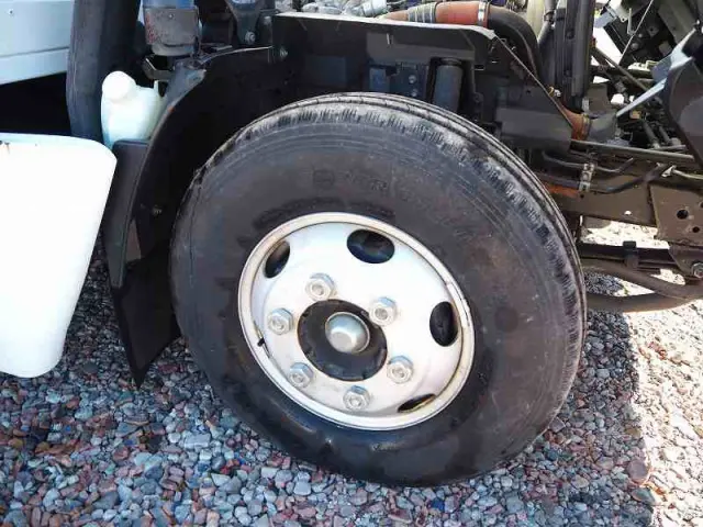 いすゞ エルフ SKG-NPR85YN(2WD)の写真10