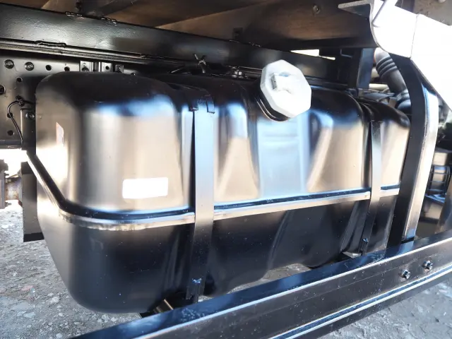 いすゞ エルフ SKG-NPR85YN(2WD)の写真13