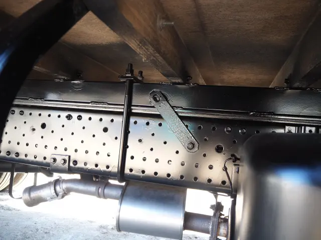 いすゞ エルフ SKG-NPR85YN(2WD)の写真14