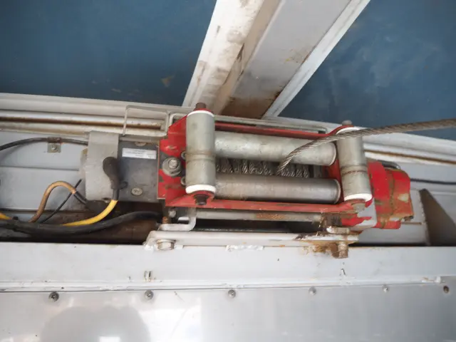 いすゞ エルフ SKG-NPR85YN(2WD)の写真25