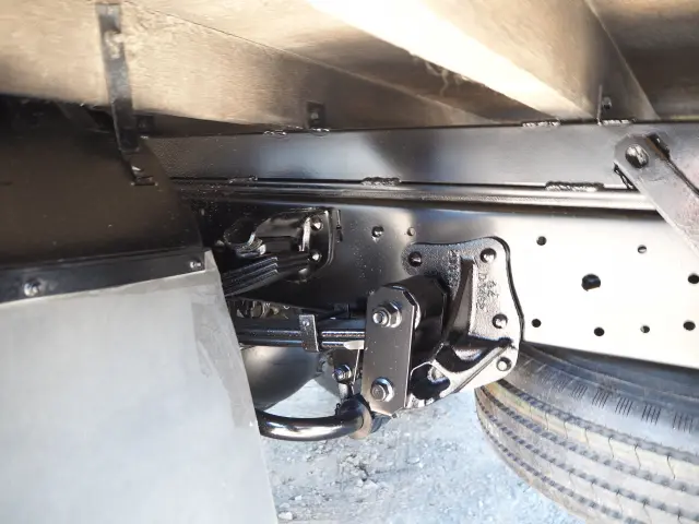 いすゞ エルフ SKG-NPR85YN(2WD)の写真32