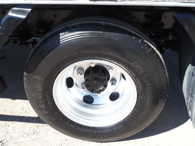 いすゞ エルフ SKG-NPR85YN(2WD)の写真33