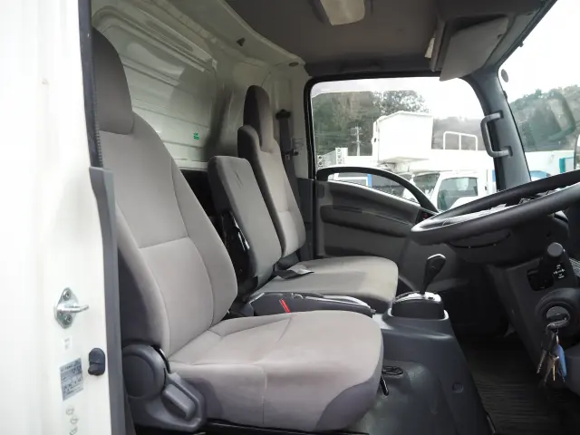 いすゞ エルフ SKG-NPR85YN(2WD)の写真41