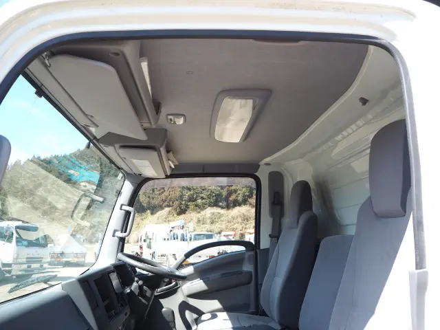 いすゞ エルフ SKG-NPR85YN(2WD)の写真42