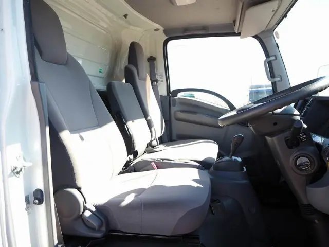 いすゞ エルフ SKG-NPR85YN(2WD)の写真45