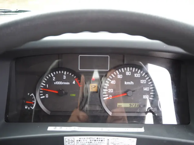 いすゞ エルフ SKG-NPR85YN(2WD)の写真49