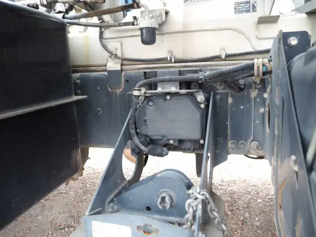 いすゞ ギガ QKG-CXZ77AT(6x4)の写真34