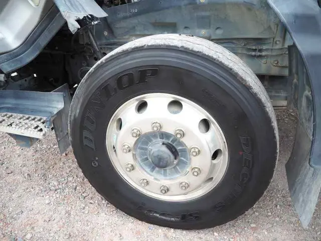 いすゞ ギガ QKG-CXZ77AT(6x4)の写真41