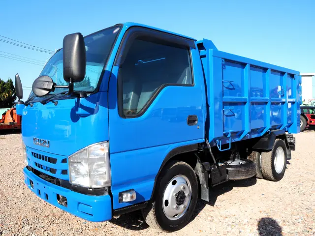 いすゞ エルフ TPG-NKS85AN(4WD)の写真1