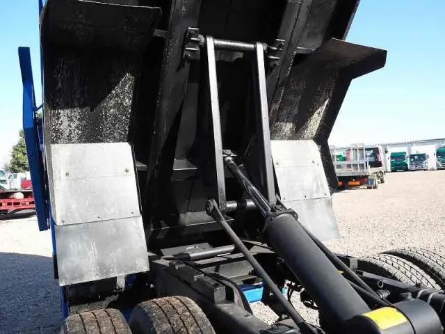 いすゞ エルフ TPG-NKS85AN(4WD)の写真22