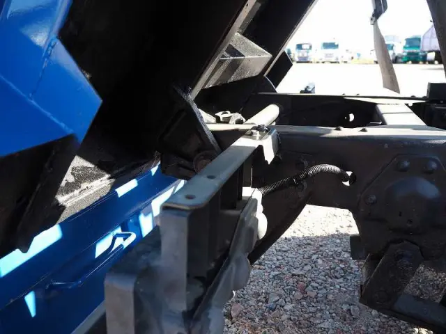 いすゞ エルフ TPG-NKS85AN(4WD)の写真28