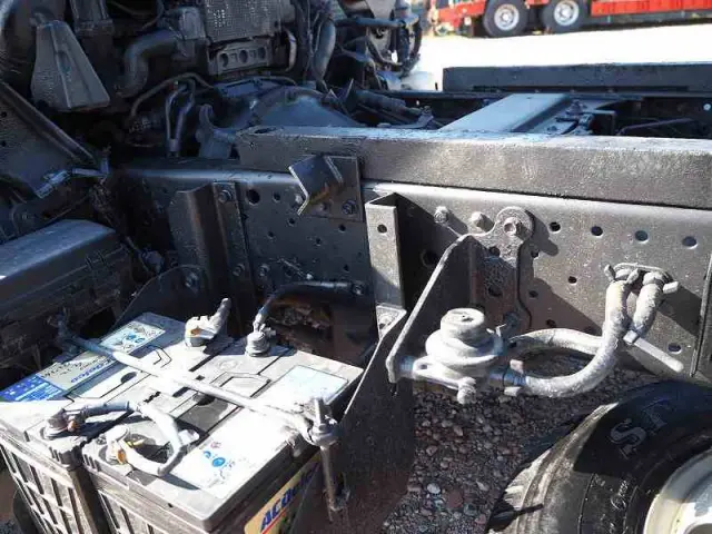 いすゞ エルフ TPG-NKS85AN(4WD)の写真35