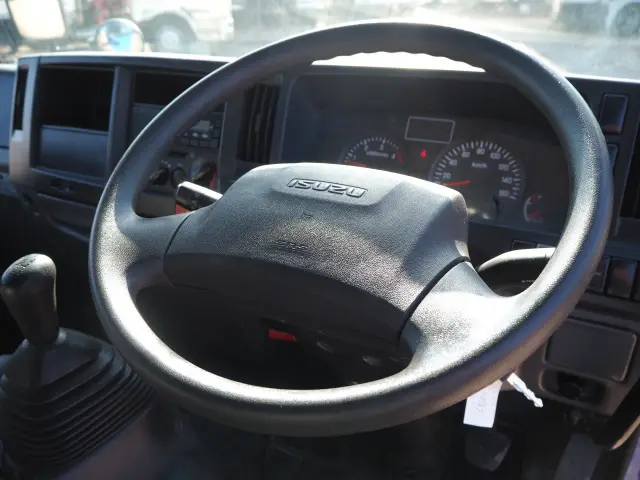 いすゞ エルフ TPG-NKS85AN(4WD)の写真46