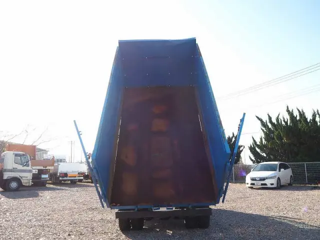 いすゞ エルフ TDG-NKS85AD(4WD)の写真12