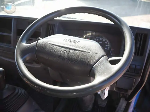 いすゞ エルフ TDG-NKS85AD(4WD)の写真48