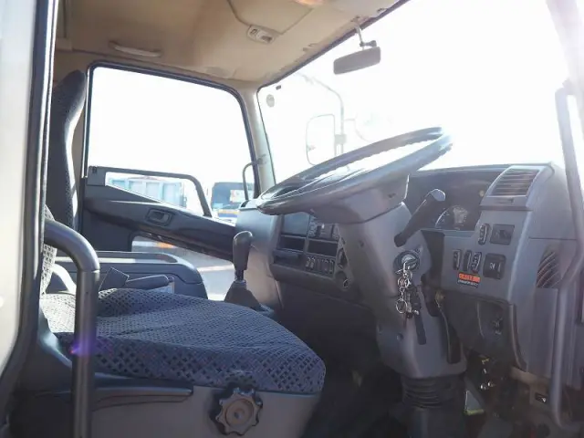 三菱 ファイター PA-FK71D(2WD)の写真45