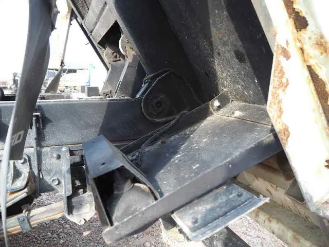 いすゞ フォワード TKG-FRR90S1(2WD)の写真34