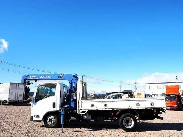 いすゞ エルフ TKG-NMR85AN(2WD)の写真2