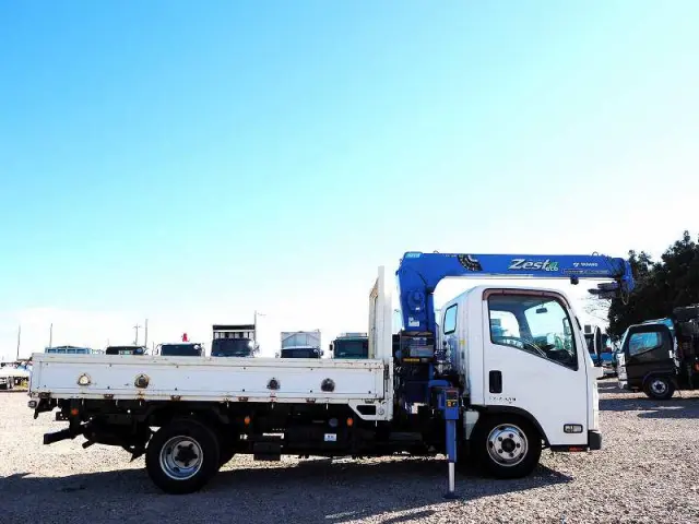 いすゞ エルフ TKG-NMR85AN(2WD)の写真6