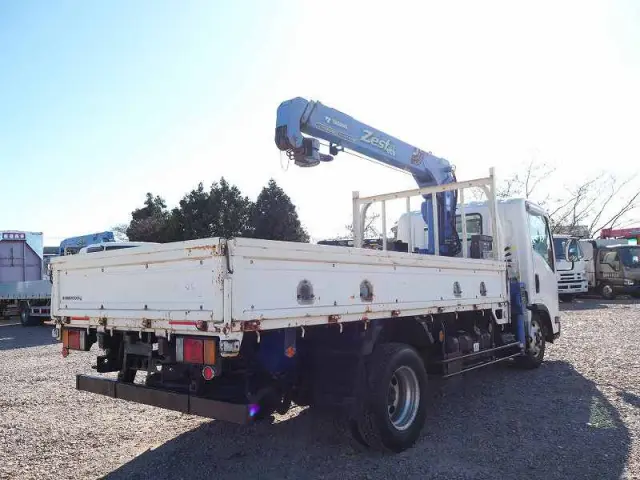 いすゞ エルフ TKG-NMR85AN(2WD)の写真26