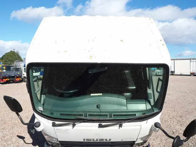 いすゞ エルフ TKG-NMR85AN(2WD)の写真30