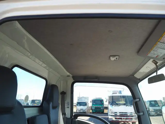 いすゞ エルフ TKG-NMR85AN(2WD)の写真46