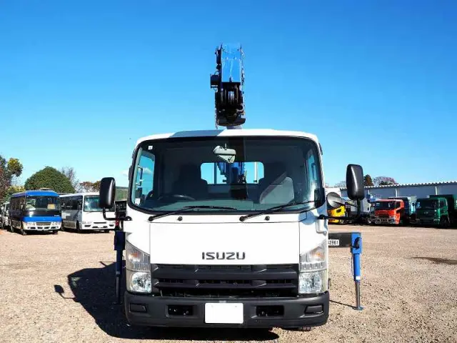 いすゞ エルフ SKG-NPR85YN(2WD)の写真8