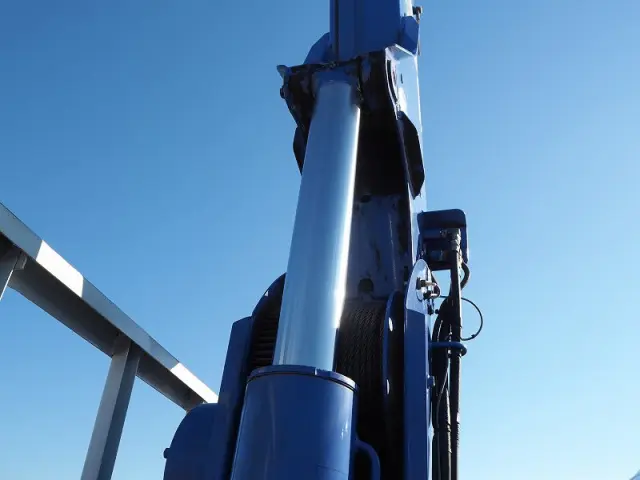 いすゞ エルフ SKG-NPR85YN(2WD)の写真13