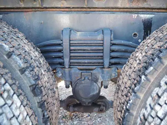 いすゞ ギガ PJ-CYZ77Q6(6x4)の写真26