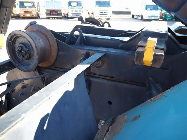 いすゞ ギガ PJ-CYZ77Q6(6x4)の写真27