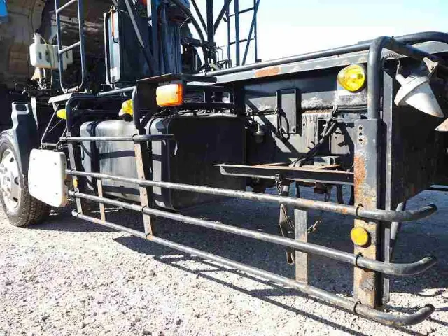 いすゞ ギガ PJ-CYZ77Q6(6x4)の写真35