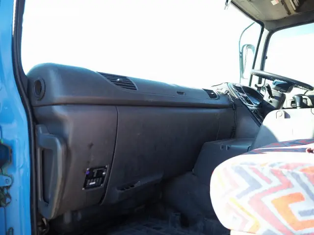 いすゞ ギガ PJ-CYZ77Q6(6x4)の写真45