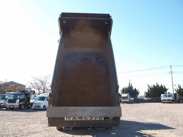 三菱 ファイター QKG-FK62FZ(2WD)の写真10