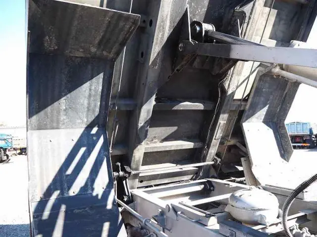 三菱 ファイター QKG-FK62FZ(2WD)の写真16