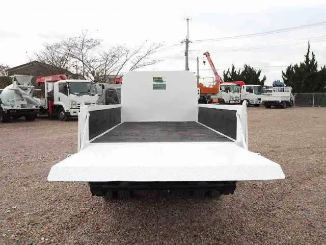 いすゞ エルフ SKG-NHS85AN(4WD)の写真14