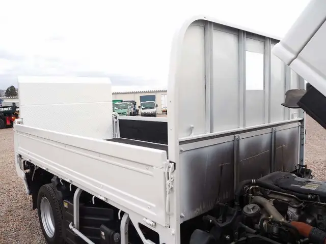 いすゞ エルフ SKG-NHS85AN(4WD)の写真16