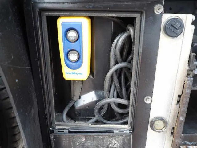 いすゞ エルフ SKG-NHS85AN(4WD)の写真26