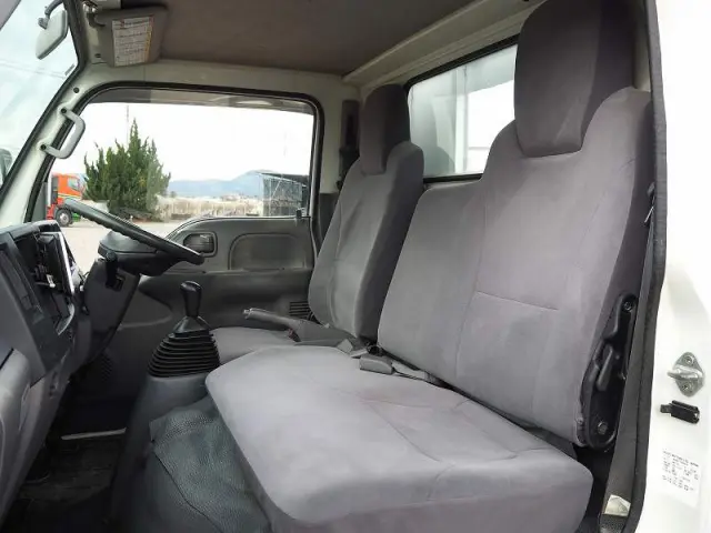 いすゞ エルフ SKG-NHS85AN(4WD)の写真40