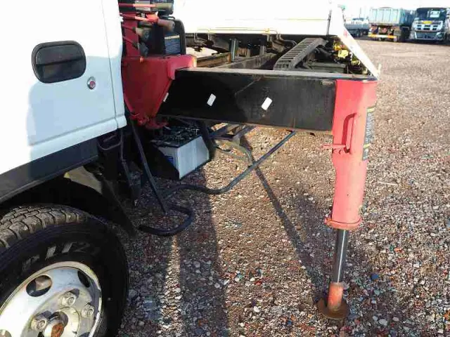 UD コンドル PA-BPR81N(2WD)の写真12