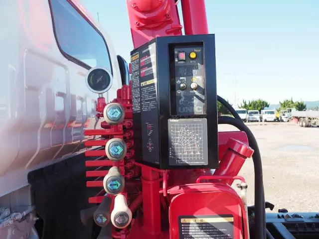 UD コンドル PA-BPR81N(2WD)の写真12