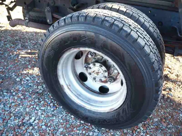 UD コンドル PA-BPR81N(2WD)の写真21