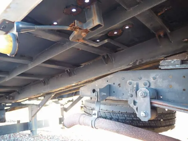 UD コンドル PA-BPR81N(2WD)の写真24