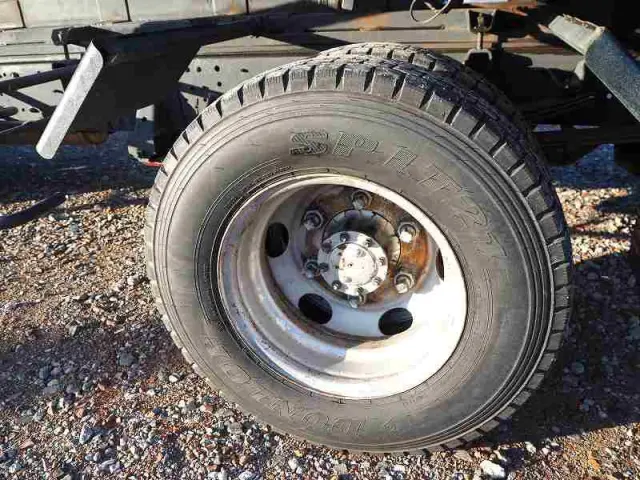 UD コンドル PA-BPR81N(2WD)の写真32