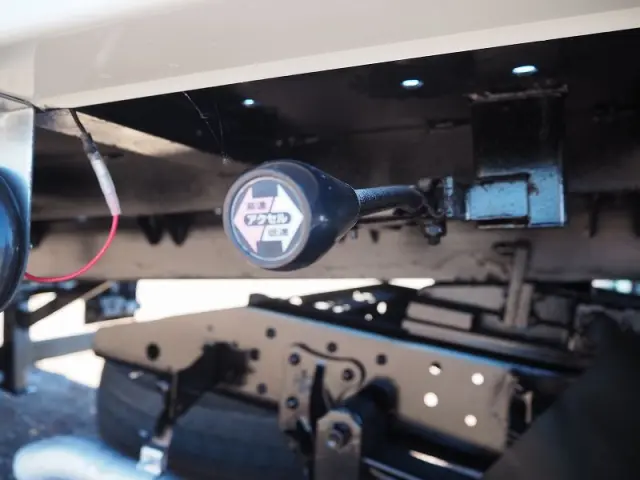 UD コンドル PA-BPR81N(2WD)の写真38
