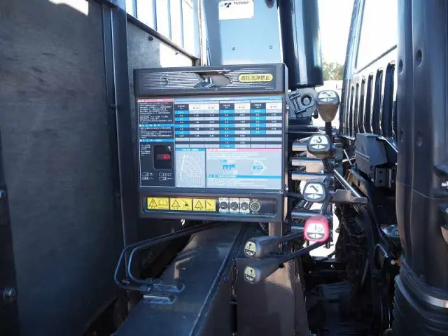 三菱 ファイター TKG-FK61F(2WD)の写真10